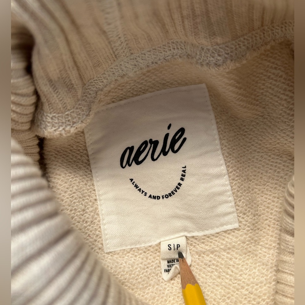 NWT🌷OFFLINE By Aerie Crop Sweater (NEW in stores!) - Picture 9 of 9
